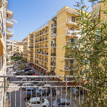 Surya House - Elegant Apartment In سورينتو المظهر الخارجي الصورة