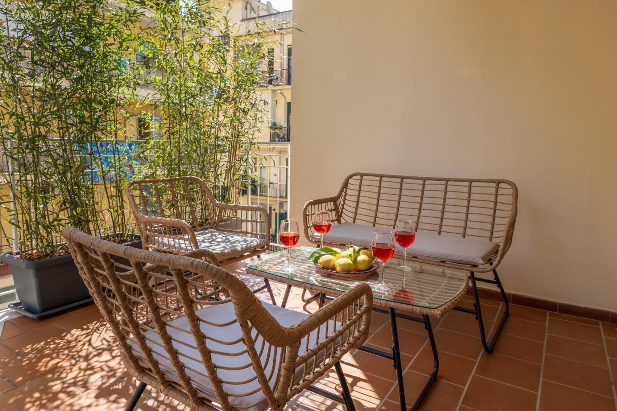 Surya House - Elegant Apartment In سورينتو المظهر الخارجي الصورة